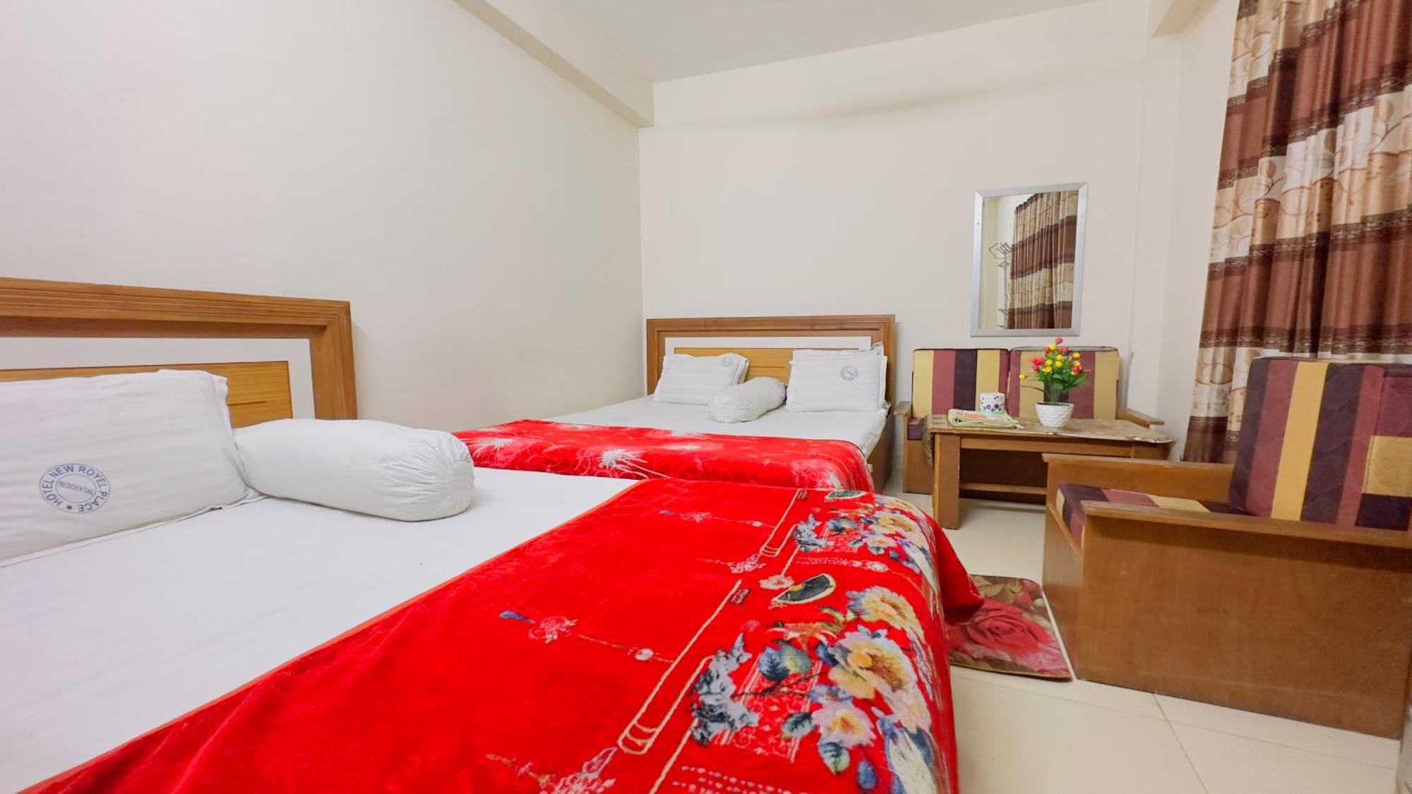 Hotel New Royal Palace Dhanmondi Дакка Экстерьер фото